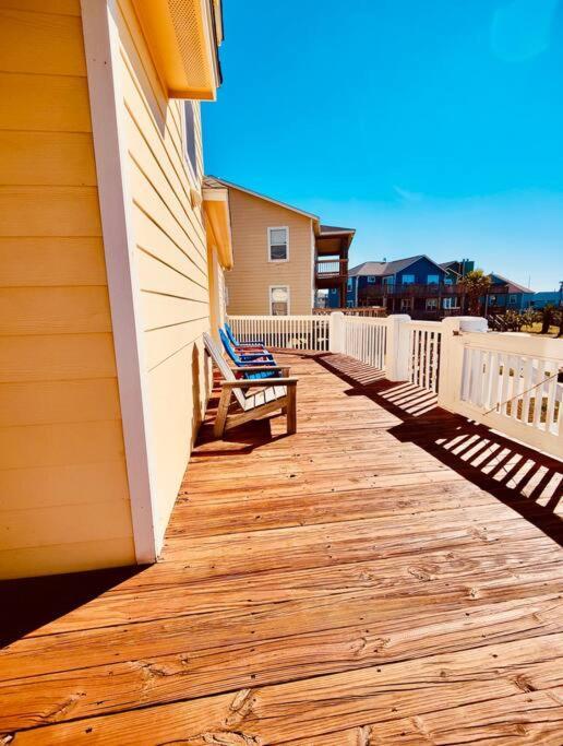 Sunny Delight - Sleeps 10 - Generous Space! Bolivar Peninsula Exterior foto