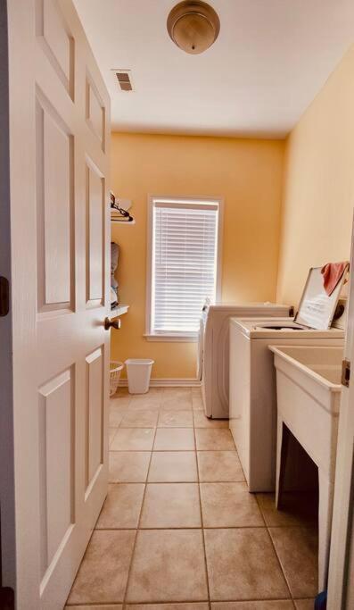 Sunny Delight - Sleeps 10 - Generous Space! Bolivar Peninsula Exterior foto